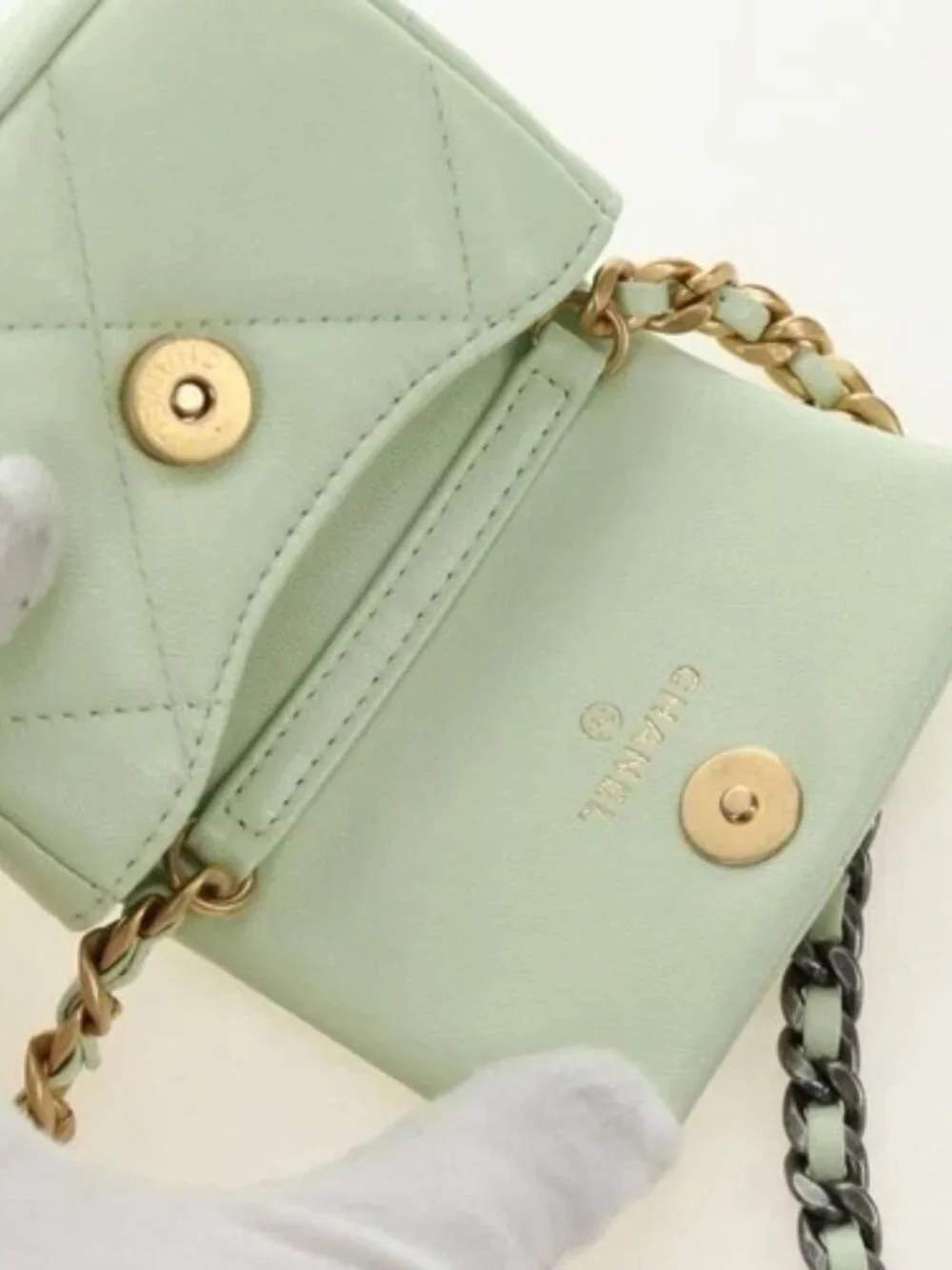 CHANEL Matelasse 19 Chain Bag Lamb Skin Gold Light green CC Auth 188887SAM